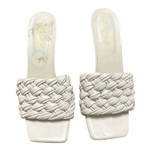 Bamboo braided off white sandals